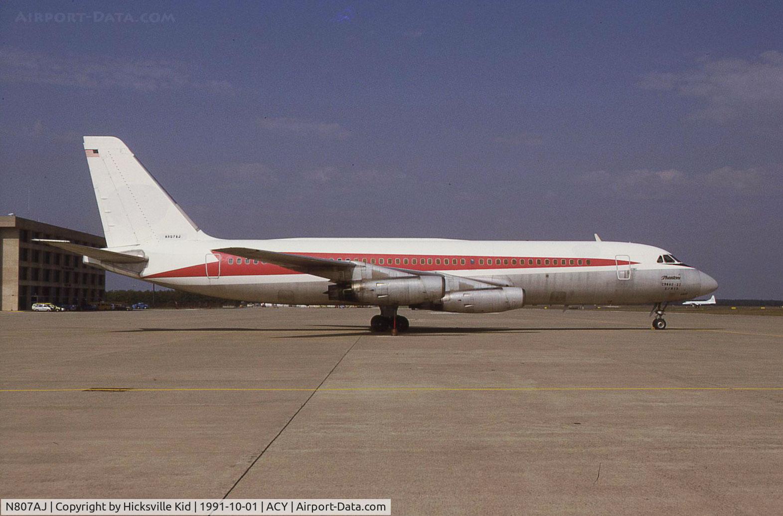 N807AJ, 1960 Convair 880-22-1 C/N 22-00-13, Taken 1 October 1991 at the NAFEC ( National Aviation Facilities Experimental Center) outside Atlantic City, NJ.