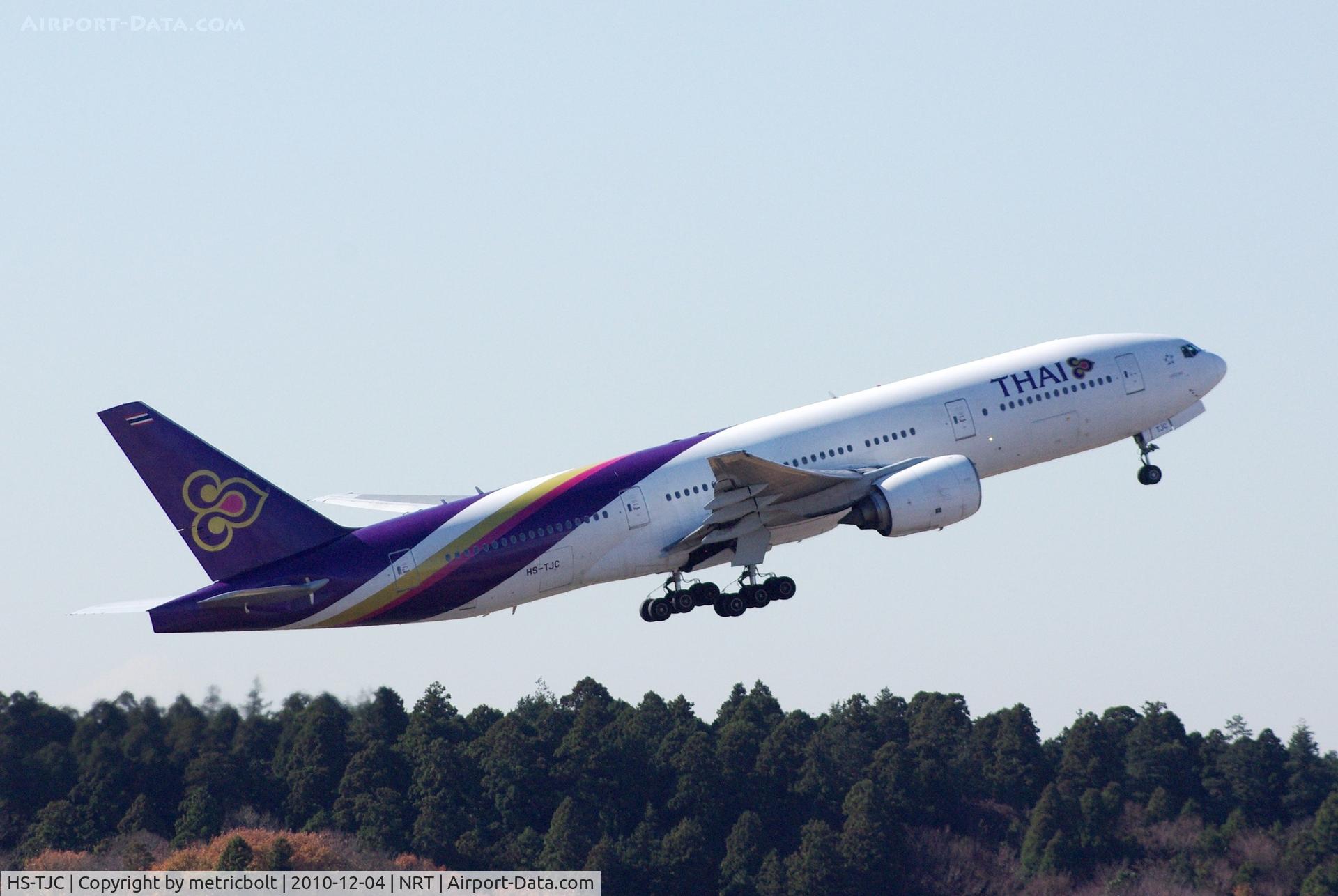 HS-TJC, 1996 Boeing 777-2D7 C/N 27728, 