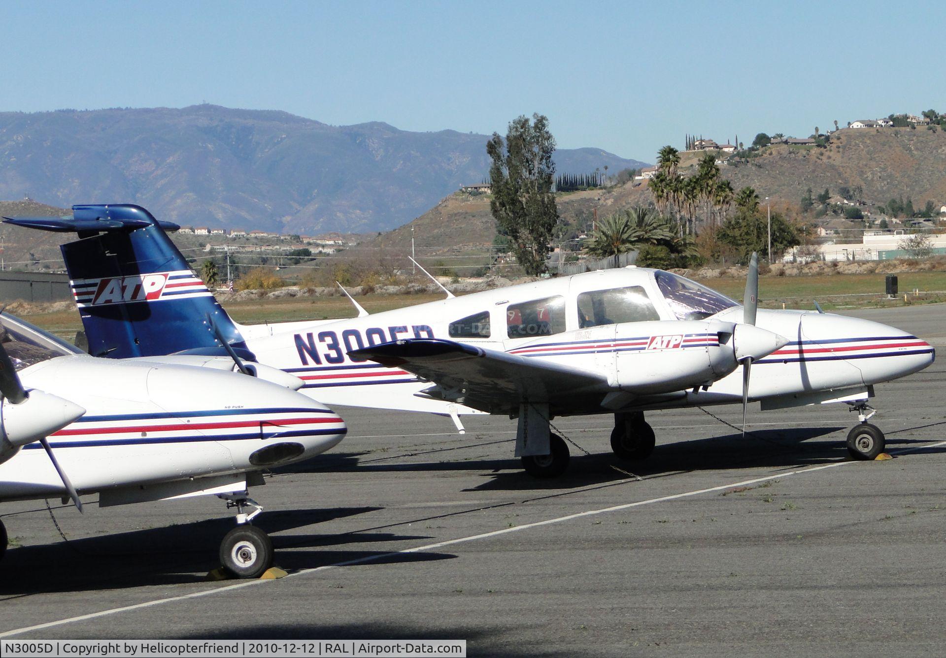 N3005D, 1978 Piper PA-44-180 Seminole C/N 44-7995140, Tied down and parked