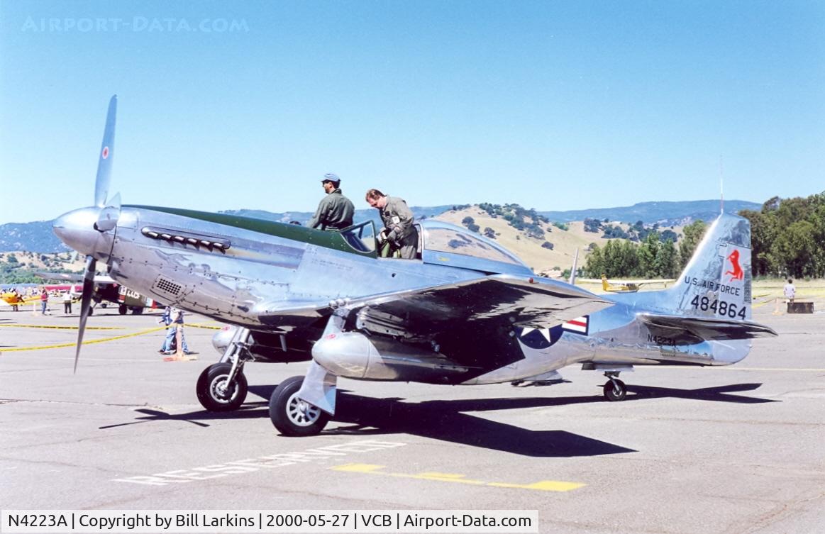 N4223A, North American P-51D Mustang C/N 44-84864, Arriving at the Nut Tree.