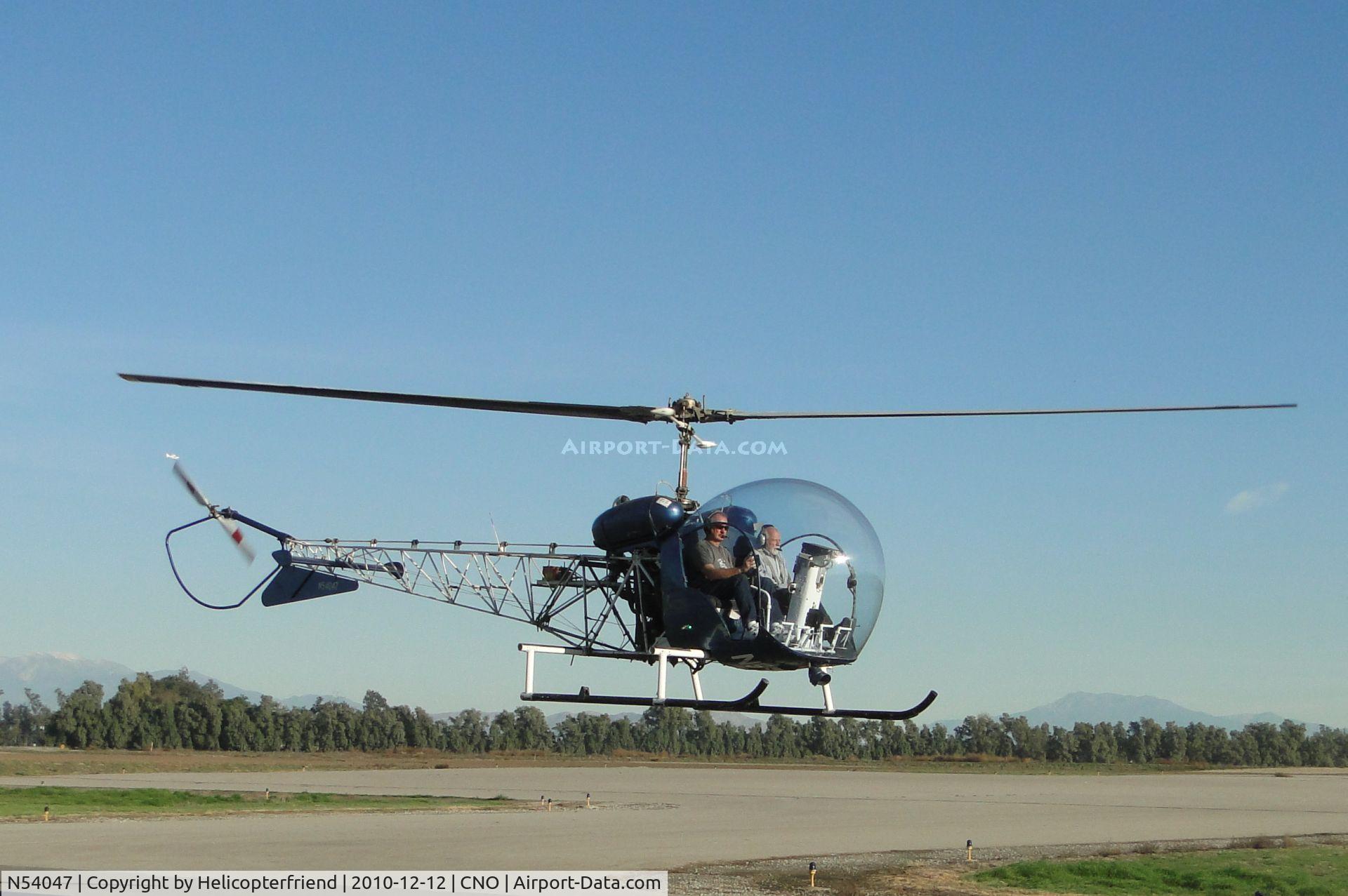 N54047, 1967 Bell 47G C/N 002, Airbourne and heading westbound