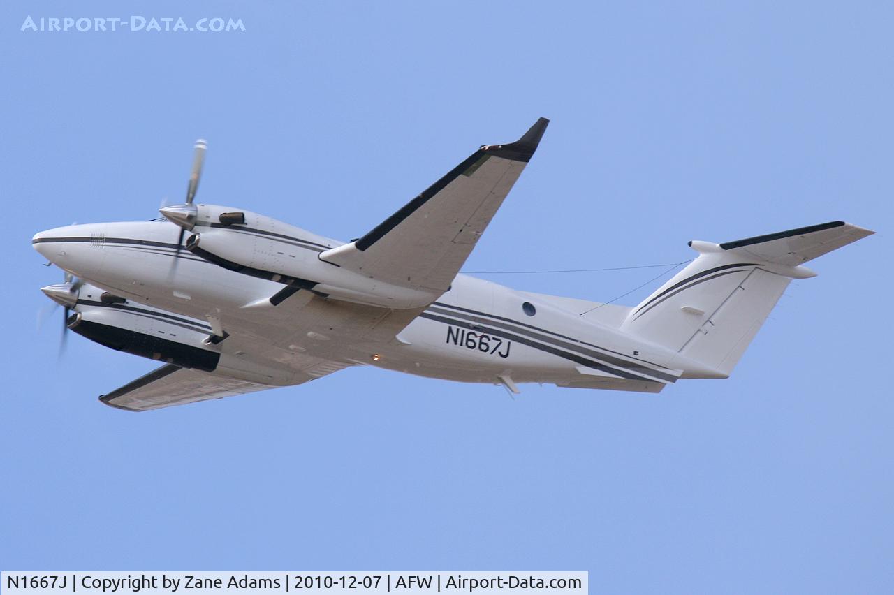N1667J, 1999 Raytheon Aircraft Company B300C C/N FM-10, At Alliance Airport - Fort Worth, TX