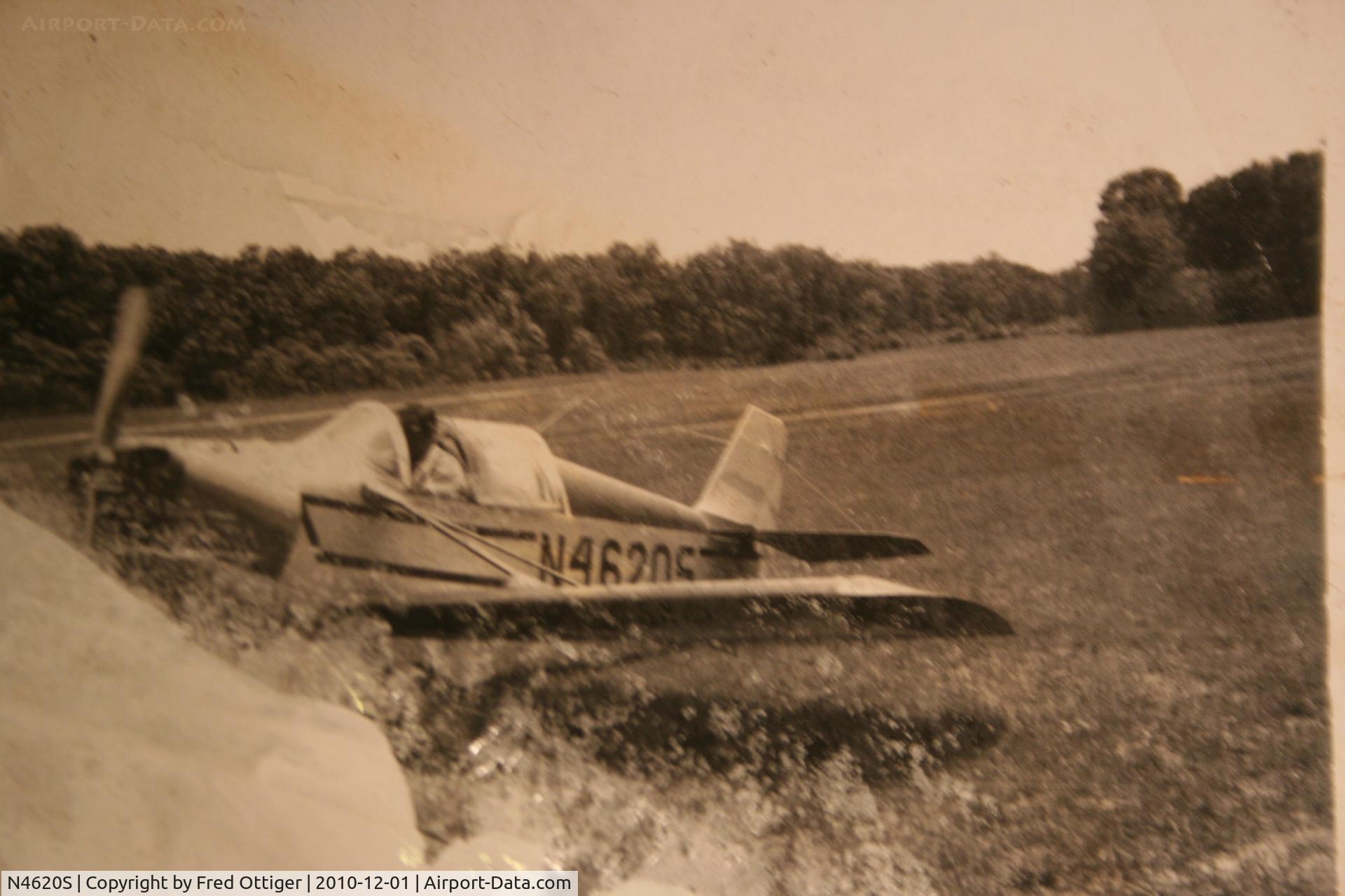 N4620S, Stits SA-3A Playboy C/N P736, Picture taken in 1967 at Ottiger Oirport Montague, MI