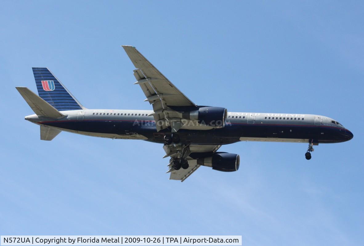 N572UA, 1992 Boeing 757-222(SF) C/N 26682, United 757