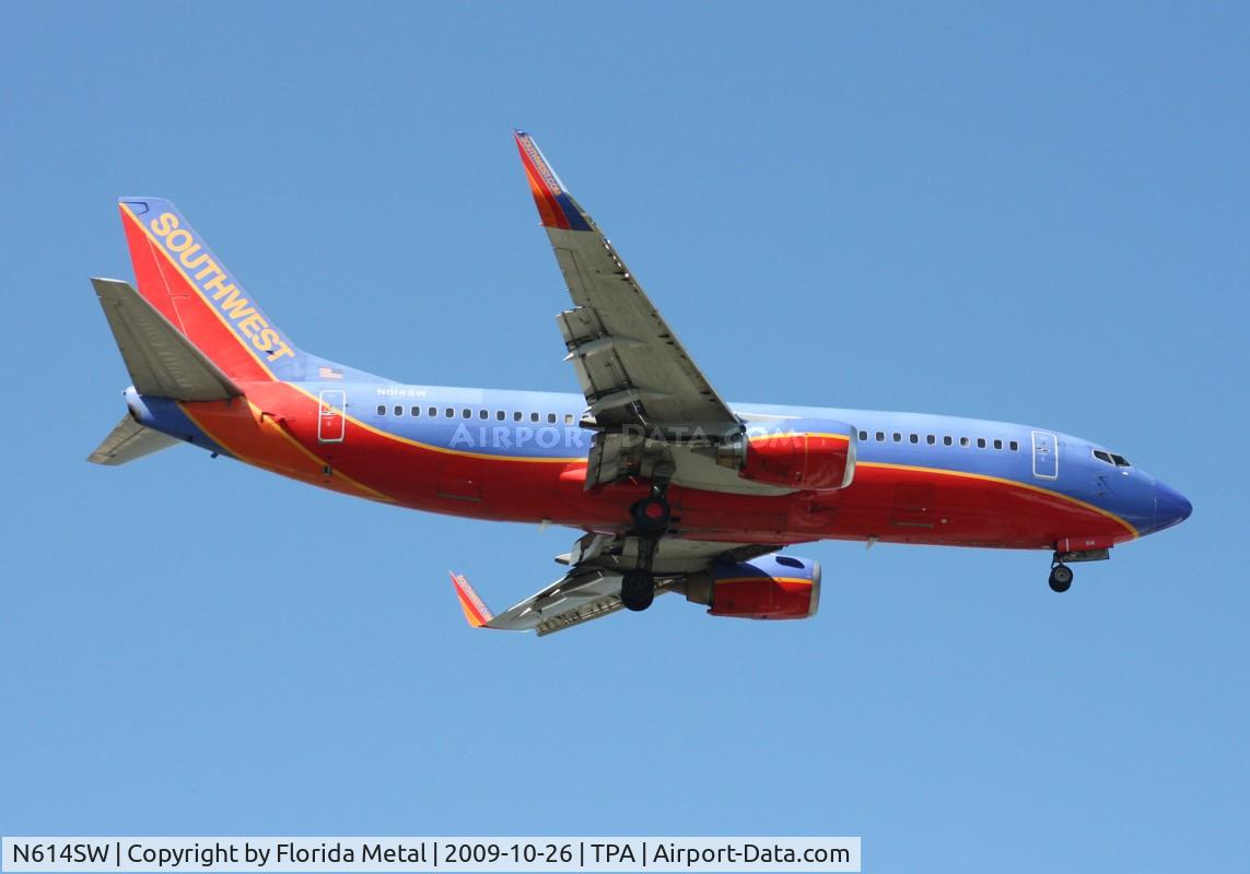 N614SW, 1995 Boeing 737-3H4 C/N 28033, Southwest 737-300
