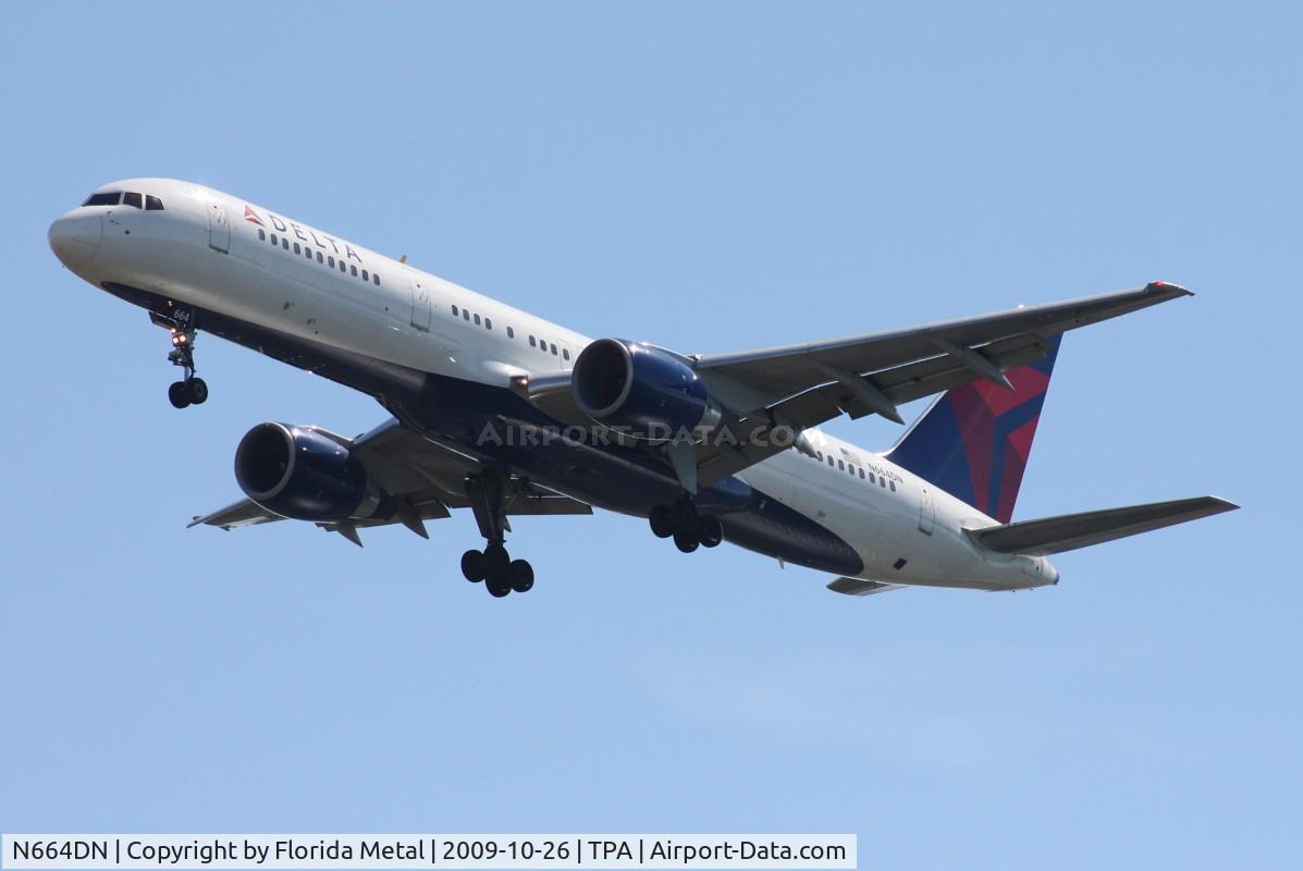 N664DN, 1991 Boeing 757-232 C/N 25012, Delta 757-200