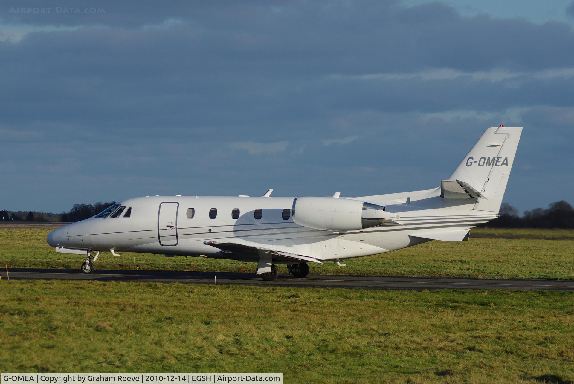 G-OMEA, 2006 Cessna 560XL Citation XLS C/N 560-5610, About to depart from Norwich.