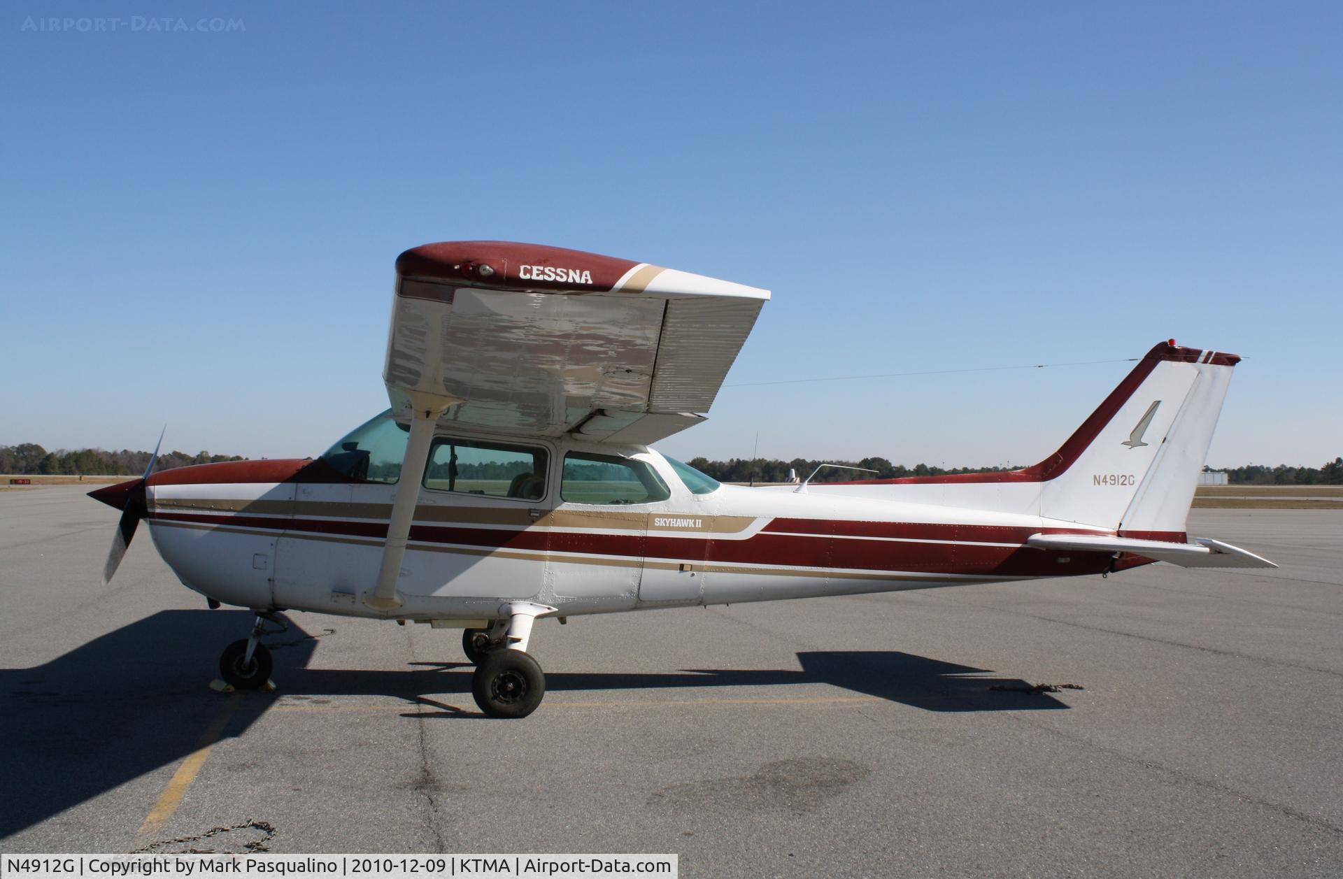 N4912G, 1979 Cessna 172N C/N 17273459, Cessna 172N
