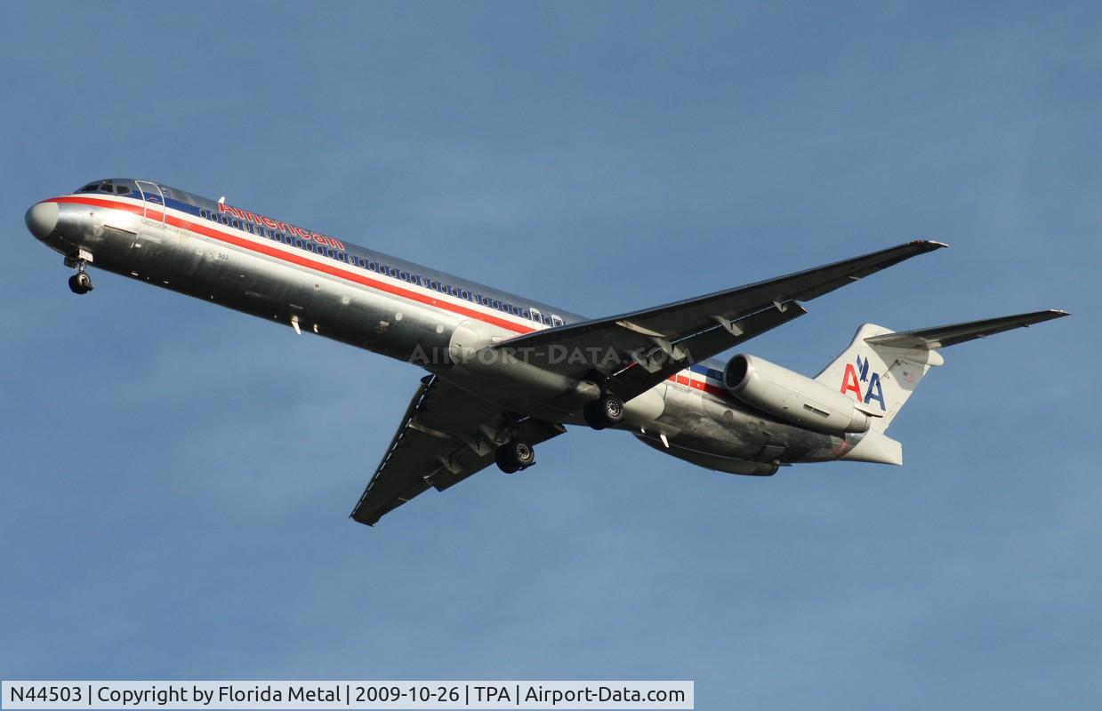N44503, 1989 McDonnell Douglas MD-82 (DC-9-82) C/N 49797, AA MD-82