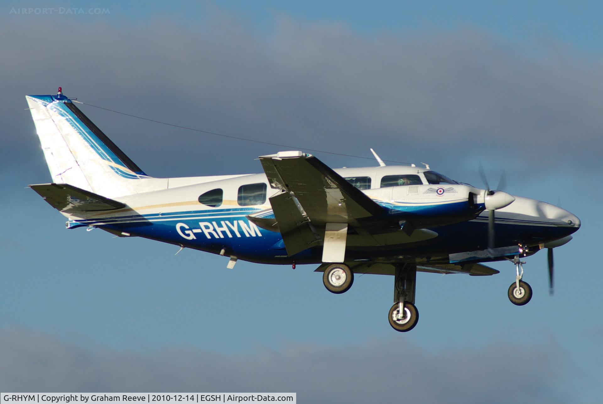 G-RHYM, 1972 Piper PA-31-310 Navajo C/N 31-815, Landing at Norwich.