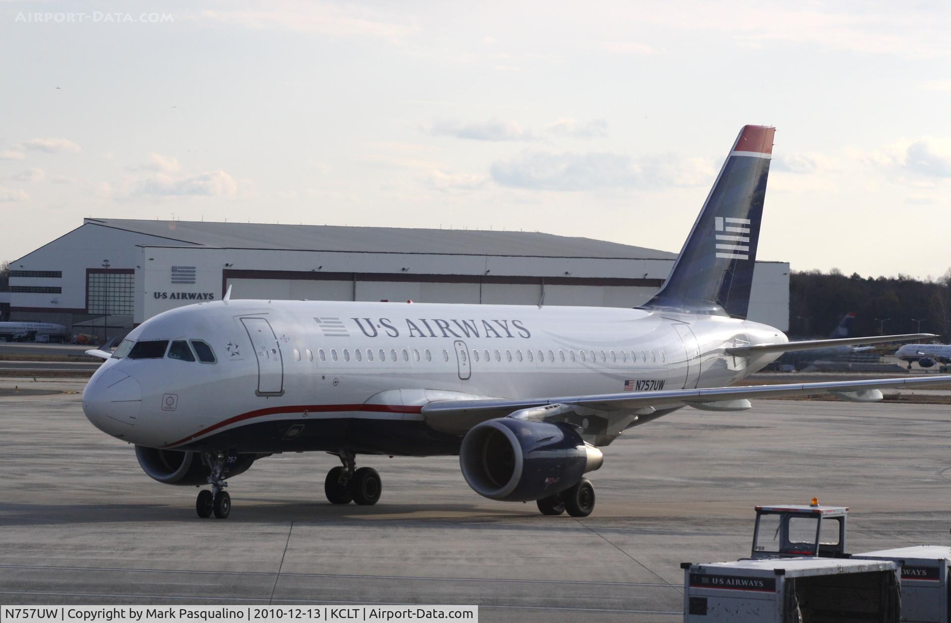 N757UW, 2000 Airbus A319-112 C/N 1342, Airbus A319