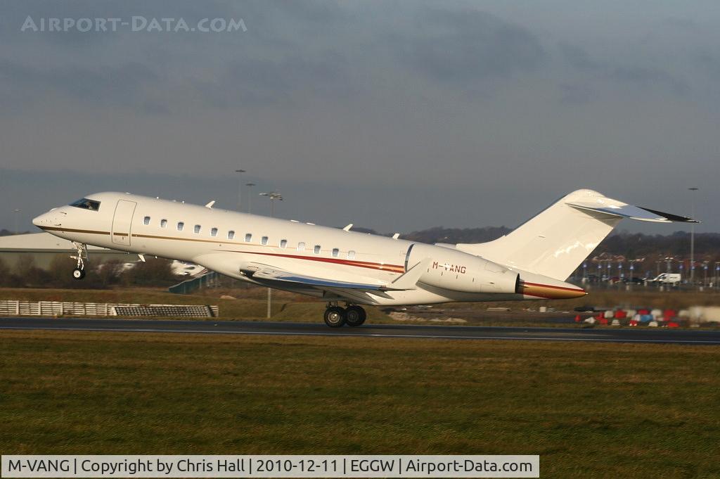 M-VANG, 2010 Bombardier BD-700-1A10 Global Express C/N 9349, Global Express departing from RW26