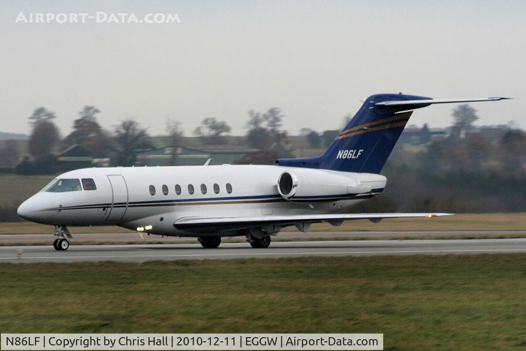 N86LF, 2009 Hawker Beechcraft 4000 C/N RC-18, RC18 Inc Hawker 4000 departing from RW26