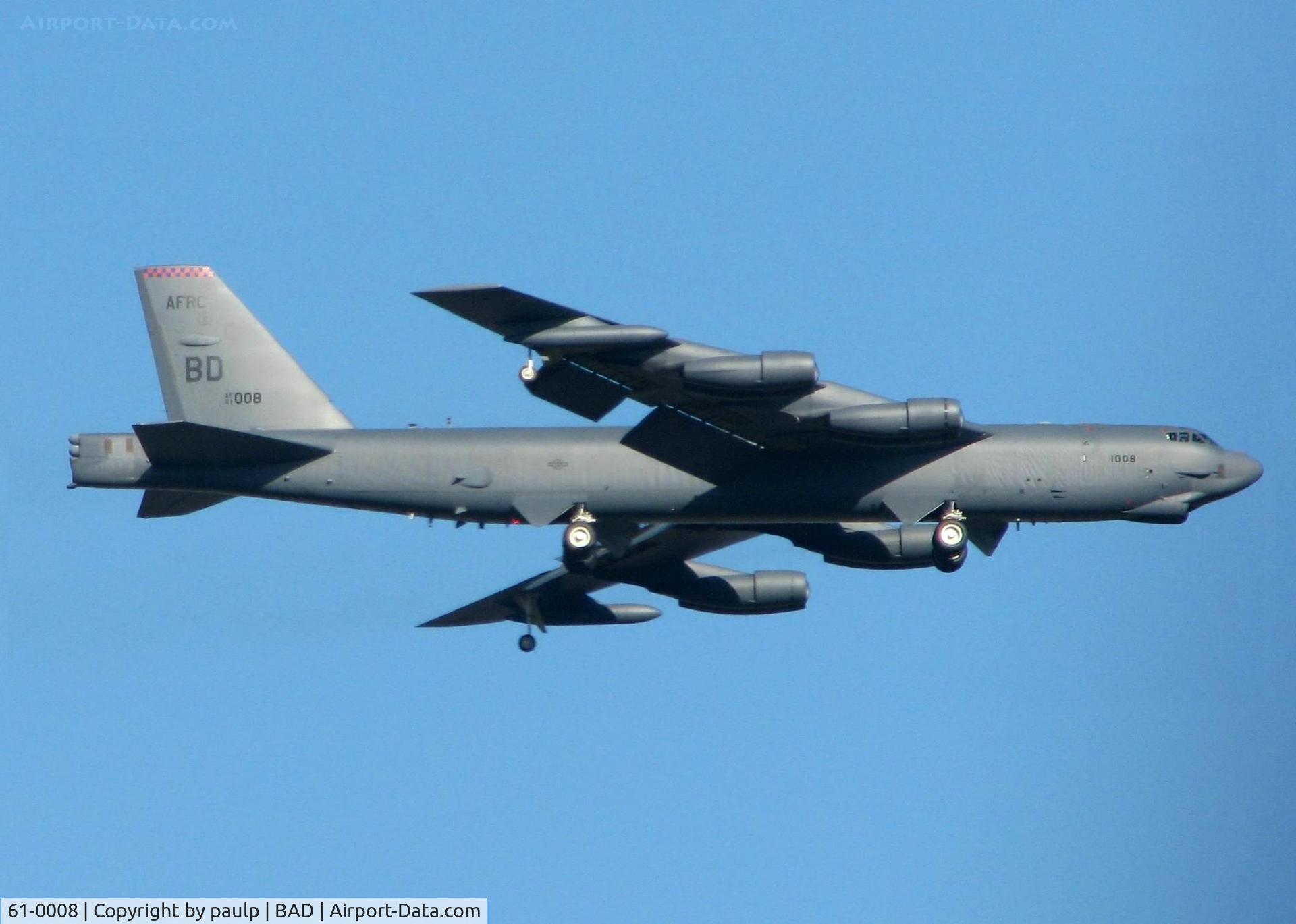 61-0008, 1961 Boeing B-52H Stratofortress C/N 464435, Final for Rwy 15 at Barksdale Air Force Base.