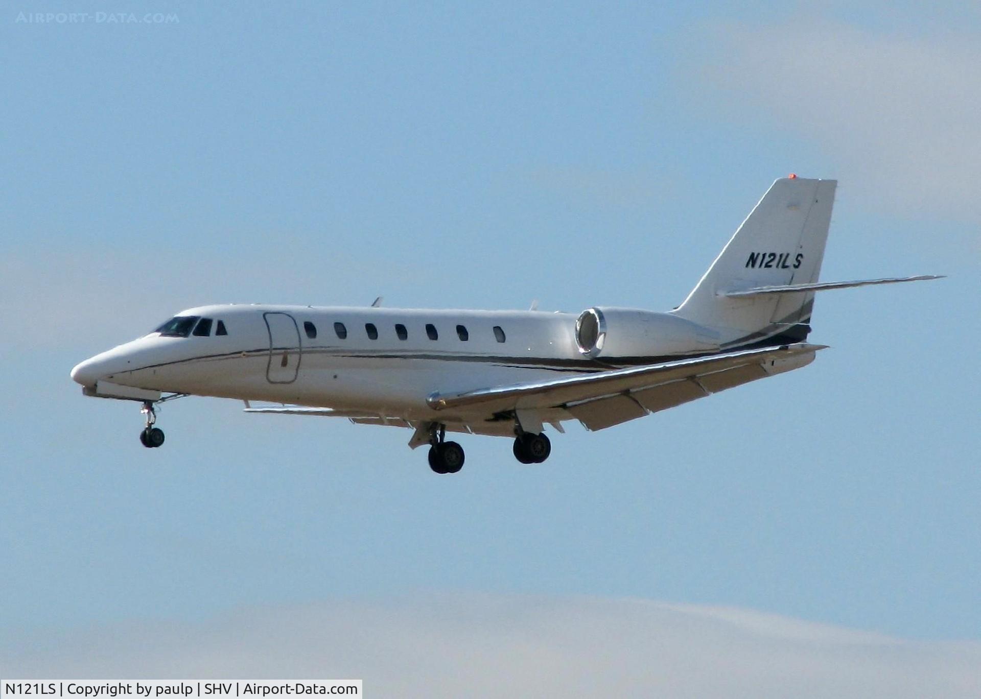 N121LS, 2006 Cessna 680 Citation Sovereign C/N 680-0076, Landing on 14 at Shreveport Regional.