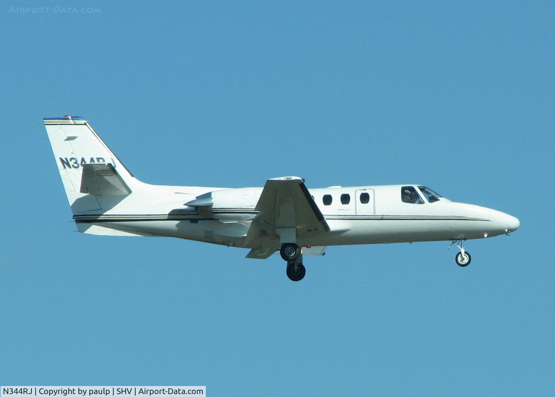 N344RJ, 1976 Cessna 500 Citation C/N 500-0340, Landing on 14 at Shreveport Regional.
