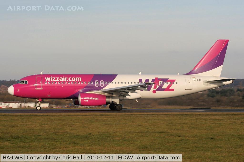 HA-LWB, 2010 Airbus A320-232 C/N 4246, Wizzair A320 departing from RW26