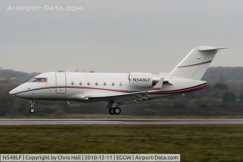 N548LF, 1999 Bombardier Challenger 604 (CL-600-2B16) C/N 5407, Challenger 604 landing on RW26
