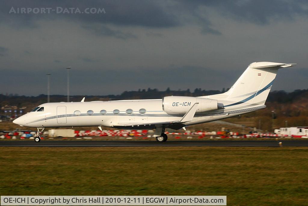 OE-ICH, 2007 Gulfstream Aerospace GIV-X (G450) C/N 4104, Global Jet Austria G450 departing from RW26