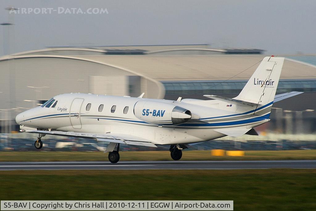 S5-BAV, 2006 Cessna 560XL Citation C/N 560-5660, Linxair Business Airlines Cessna 560XL Citation departing from RW26