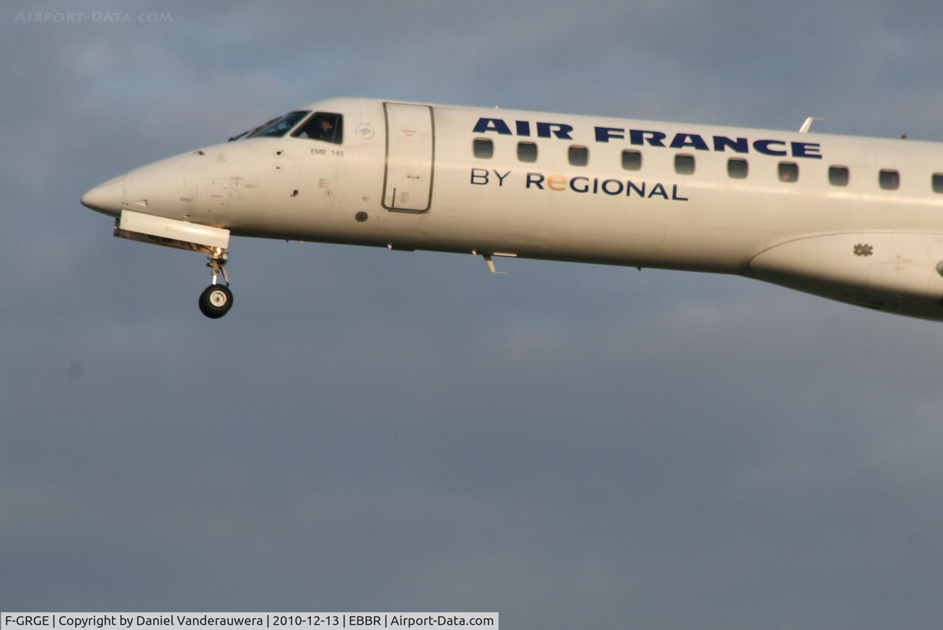 F-GRGE, 1998 Embraer EMB-145EU (ERJ-145EU) C/N 145047, Arrival of flight AF5402 to RWY 25L