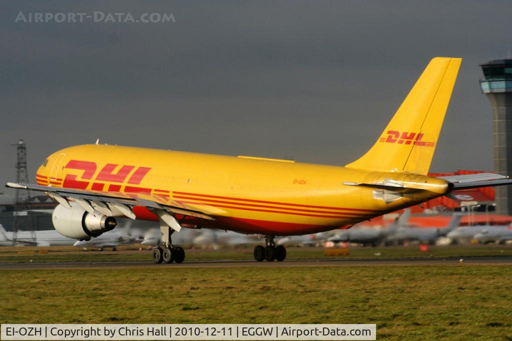 EI-OZH, 1982 Airbus A300B4-203(F) C/N 234, DHL A300 departing form RW26