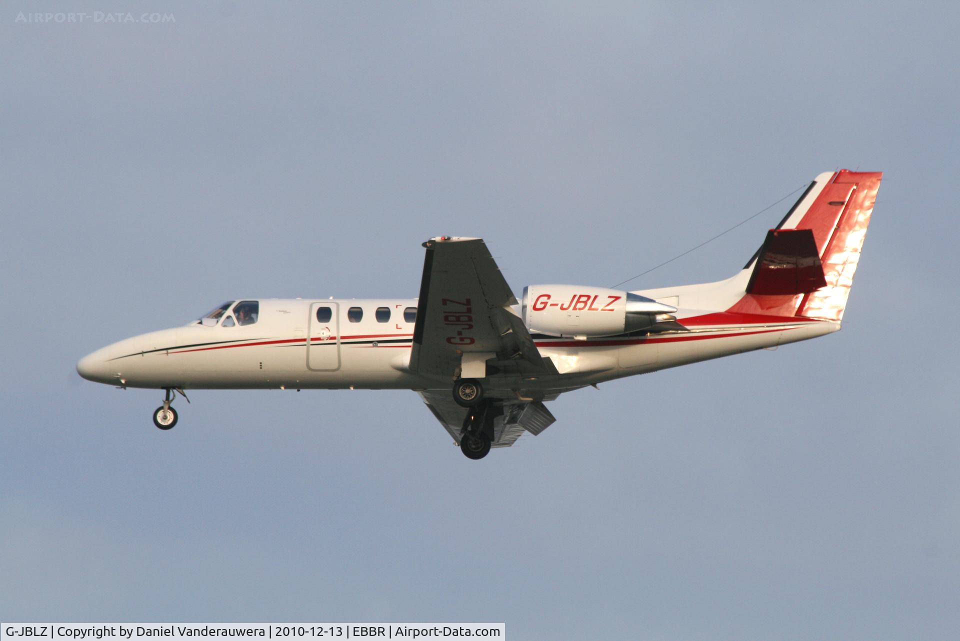 G-JBLZ, 2002 Cessna 550 Citation Bravo C/N 550-1018, Arriving to RWY 25L