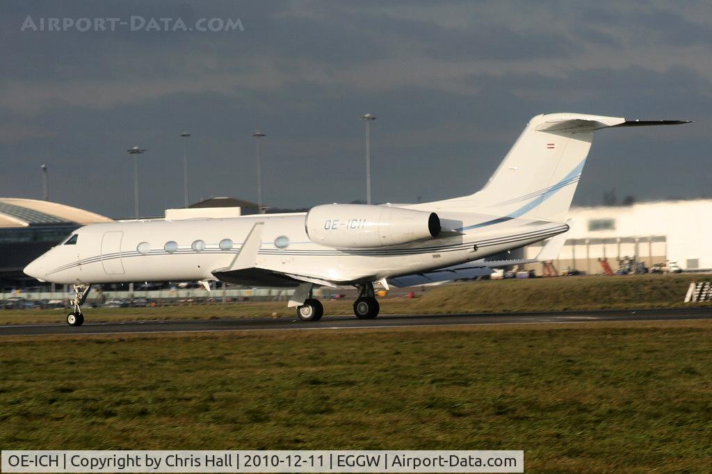 OE-ICH, 2007 Gulfstream Aerospace GIV-X (G450) C/N 4104, Global Jet Austria G450 departing from RW26