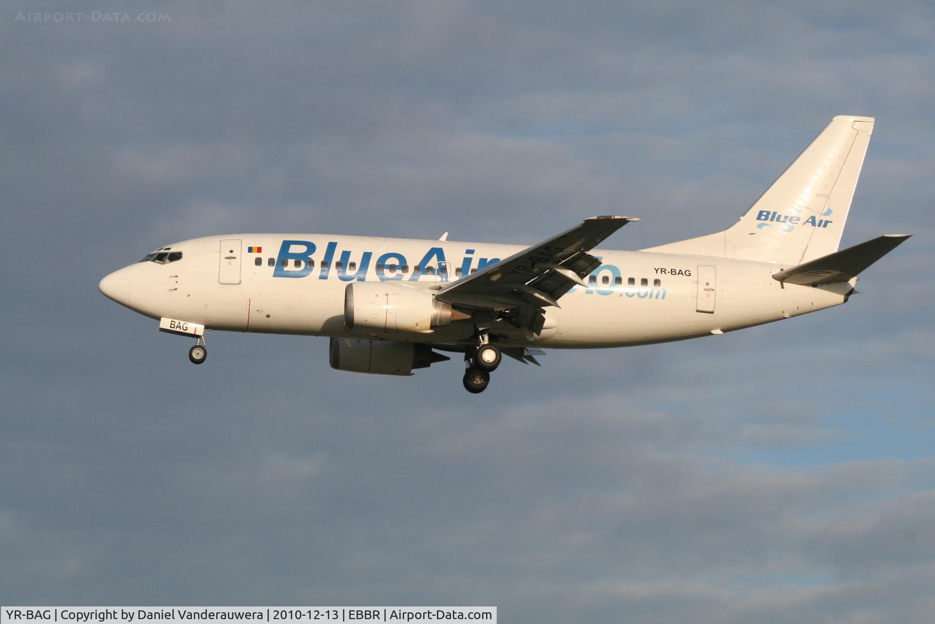 YR-BAG, 1990 Boeing 737-5L9 C/N 24778, Arrival of flight OB123 to RWY 25L