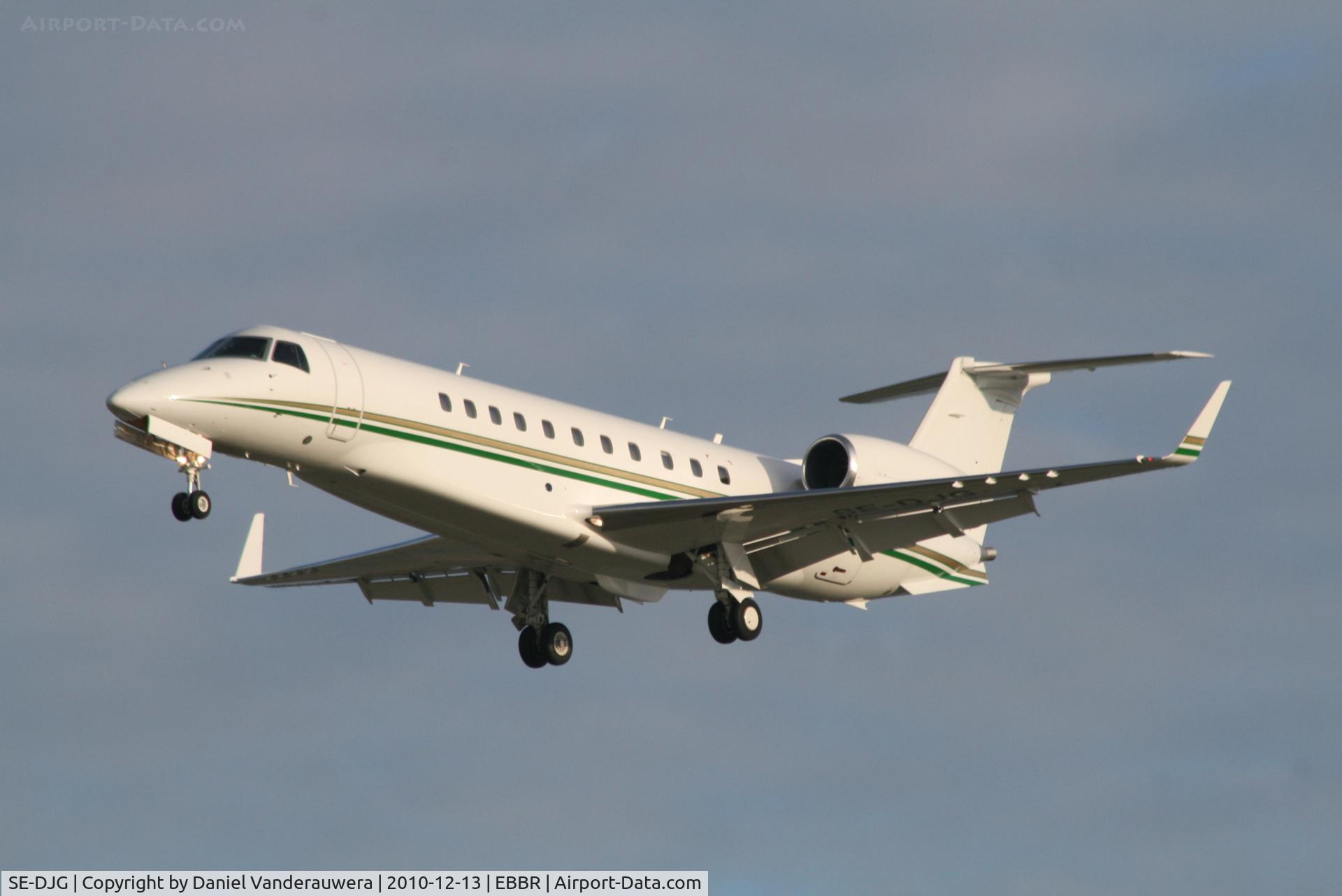 SE-DJG, 2008 Embraer EMB-135BJ Legacy C/N 14501042, Arrival to RWY 255L