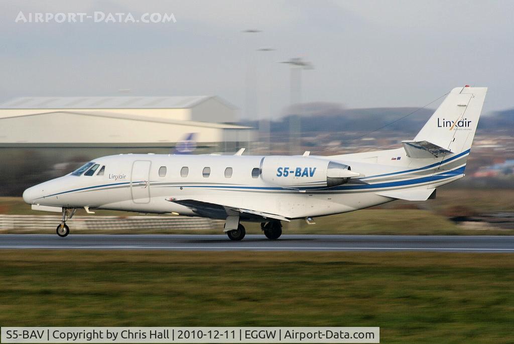 S5-BAV, 2006 Cessna 560XL Citation C/N 560-5660, Linxair Business Airlines Cessna 560XL Citation departing from RW26