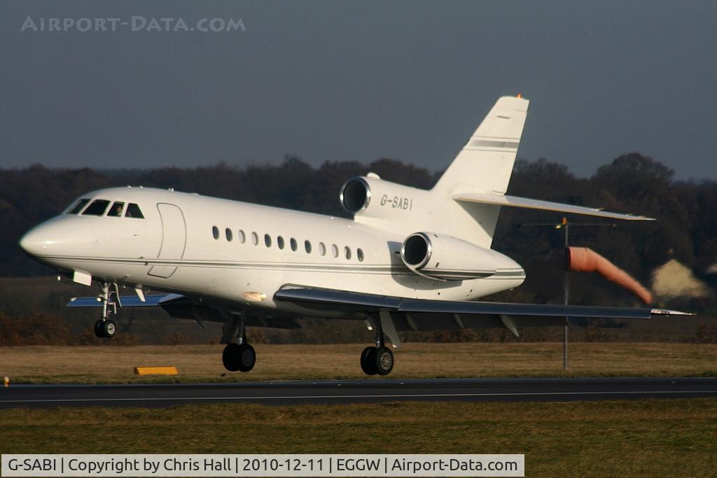 G-SABI, 2005 Dassault Falcon 900EX C/N 150, London Executive Aviation Falcon 900EX landing on RW26
