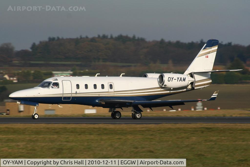 OY-YAM, 1999 Israel Aircraft Industries IAI-1125A Astra SPX C/N 111, Air Alpha Astra SPX landing on RW26