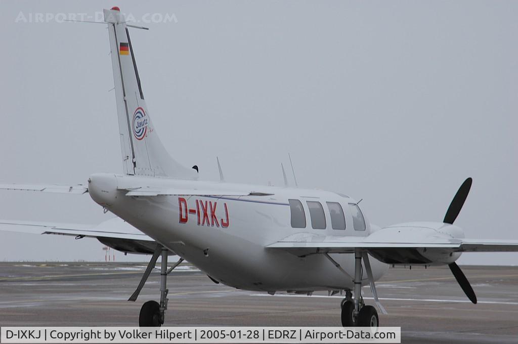 D-IXKJ, 1979 Piper PA-60-601P Aerostar C/N 61P06077963272, at zqw
