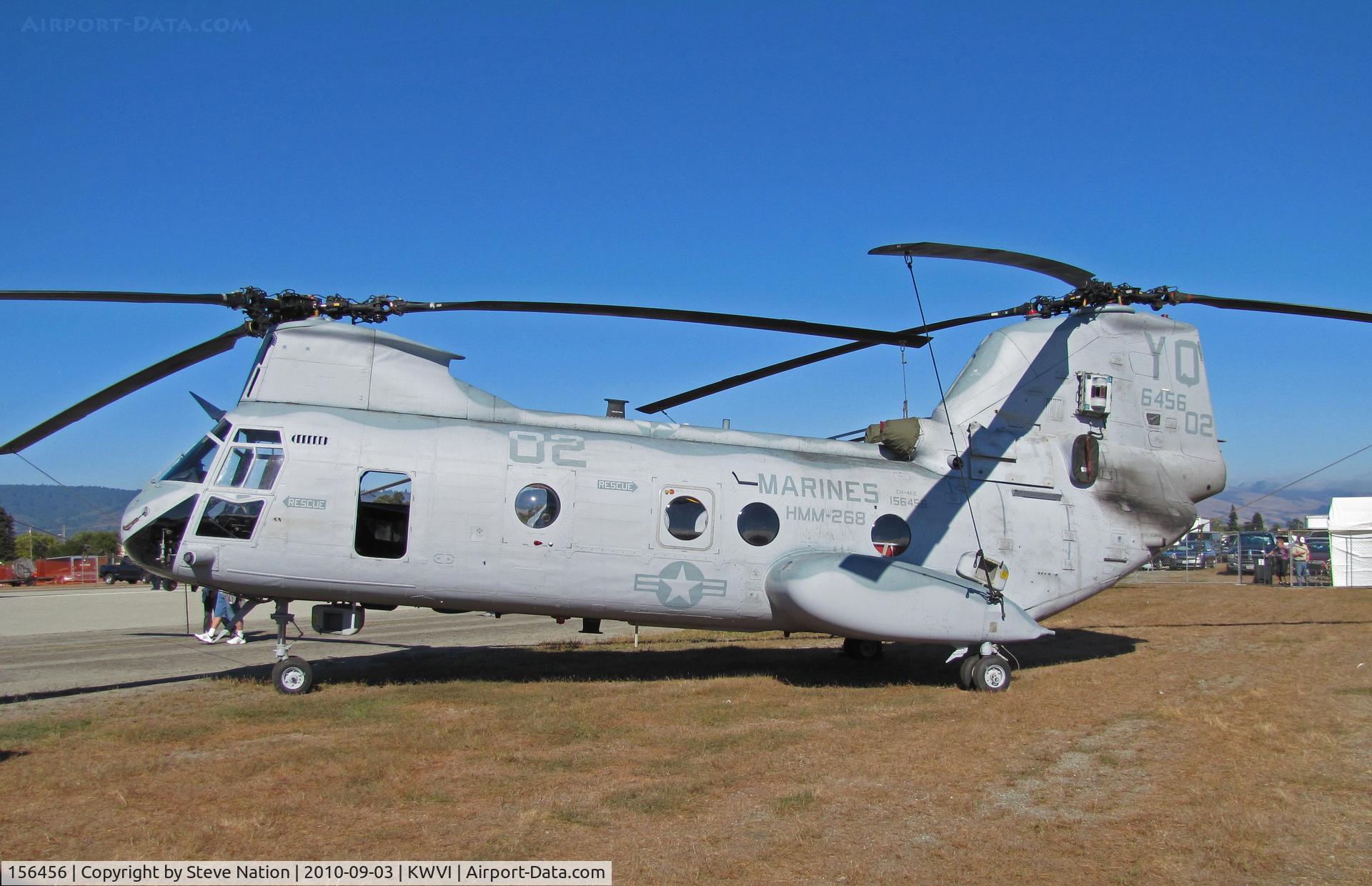 156456, 1969 Boeing Vertol CH-46E Sea Knight C/N 2526, HMM-268 CH-46E YQ-01 on military ramp @ 2010 Watsonville Fly-in