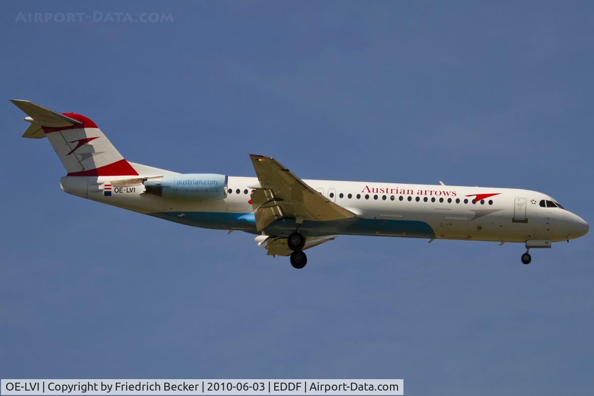 OE-LVI, 1993 Fokker 100 (F-28-0100) C/N 11468, on final RW07R