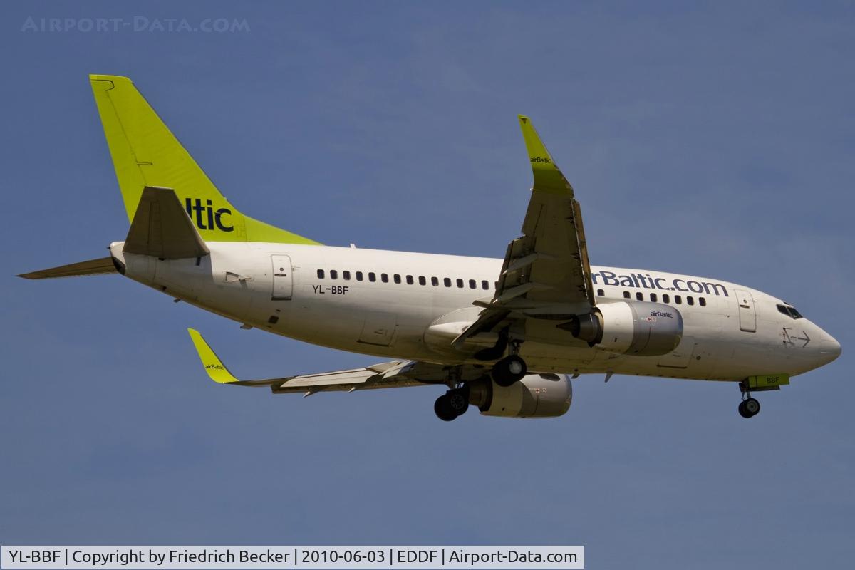 YL-BBF, 1990 Boeing 737-548 C/N 24878, on final RW07R