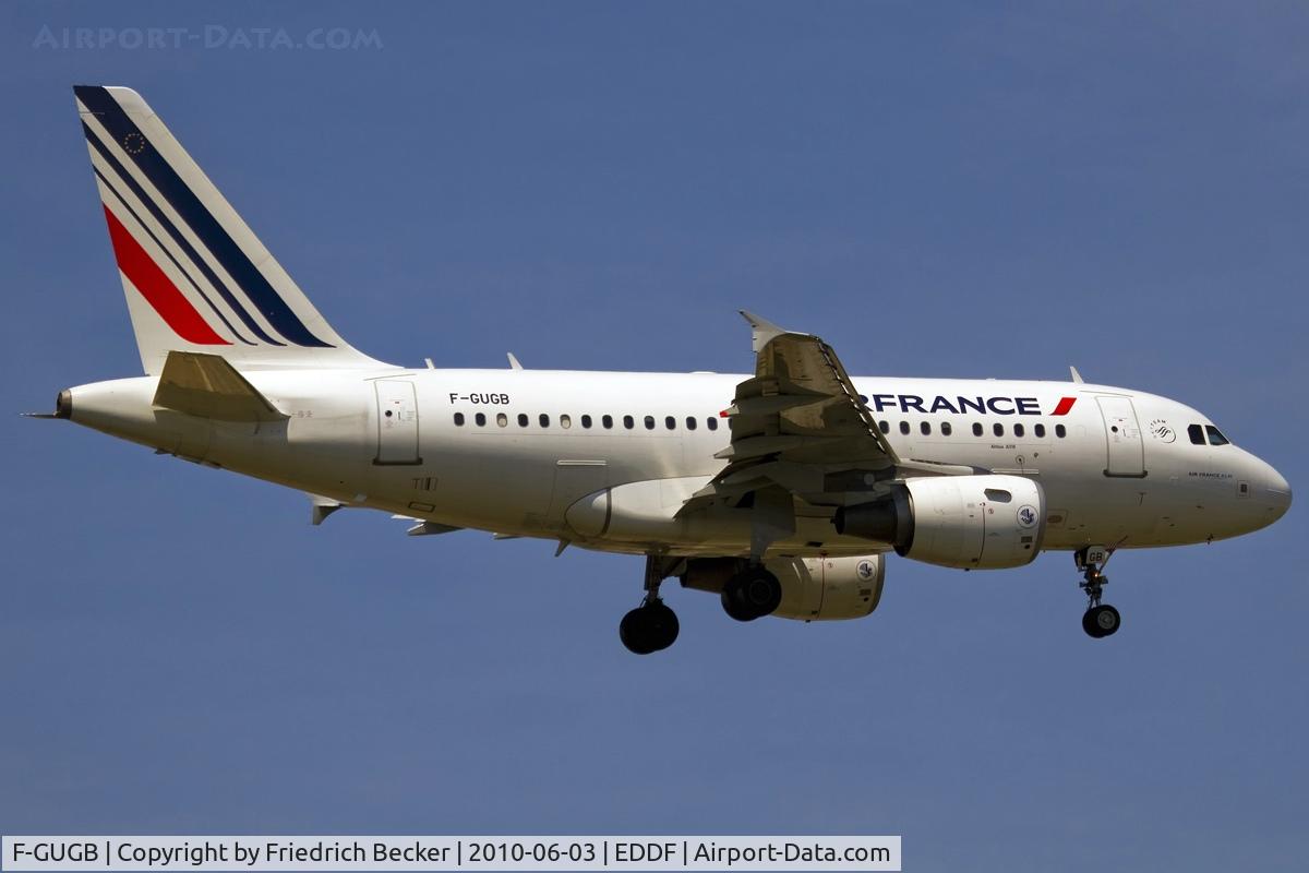 F-GUGB, 2003 Airbus A318-111 C/N 2059, on final RW07R