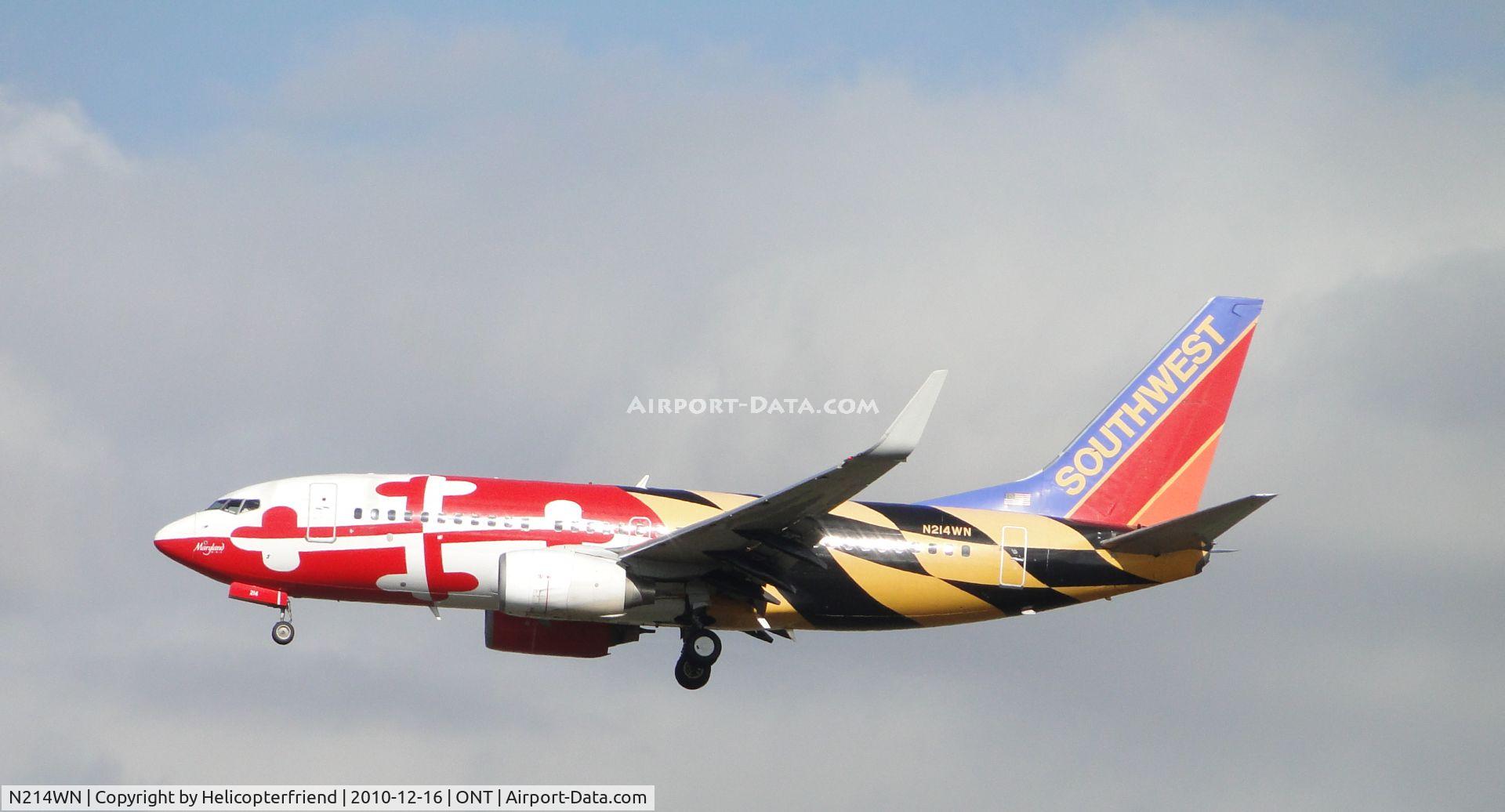 N214WN, 2005 Boeing 737-7H4 C/N 32486, 