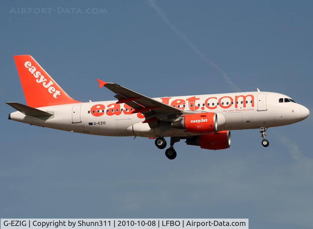 G-EZIG, 2005 Airbus A319-111 C/N 2460, Landing rwy 14R