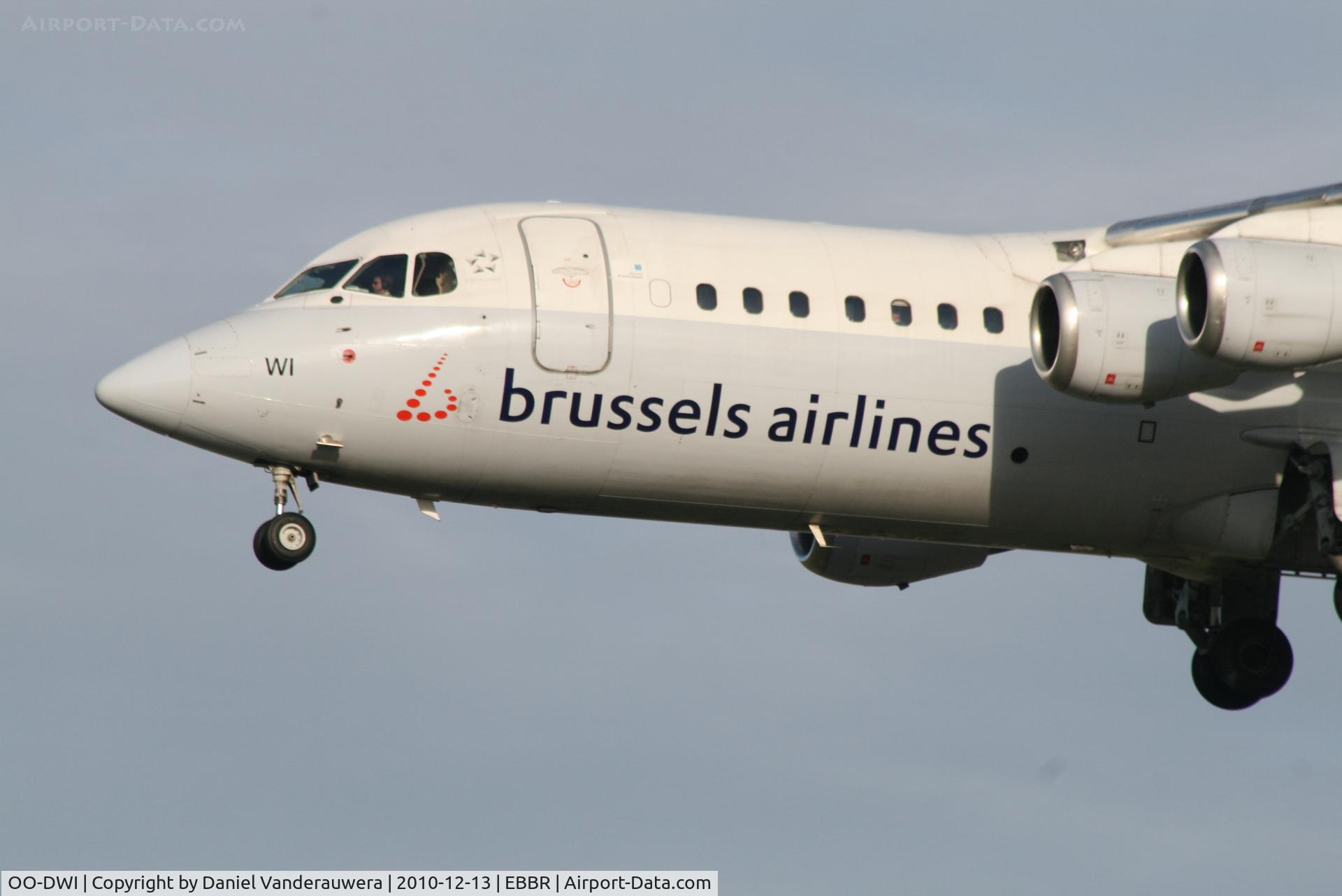 OO-DWI, 1999 British Aerospace Avro 146-RJ100 C/N E3342, Now with Star Alliance