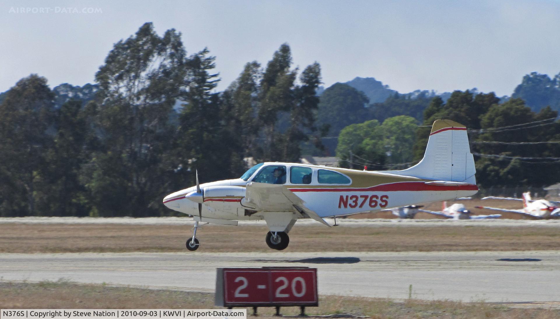 N376S, 1960 Beech B95 Travel Air C/N TD-378, Torrance, CA-based 1960 Beech B95 touches down @ 2010 Watsonville Fly-in