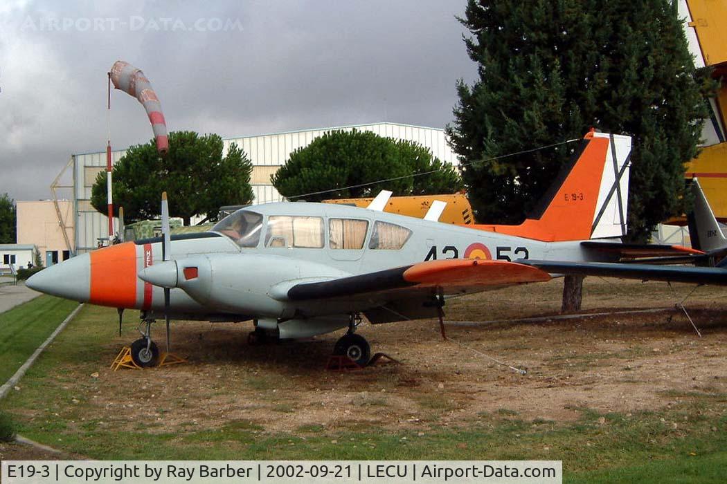 E19-3, 1972 Piper PA-23-250 Aztec E C/N 27-4809, Piper PA-23-250 Aztec E [27-4809] Cuatro Vientos~EC 21/09/2002