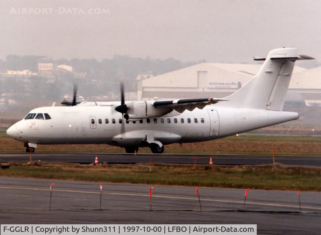 F-GGLR, 1987 ATR 42-300 C/N 043, Taxiing to the Terminal in all white c/s...
