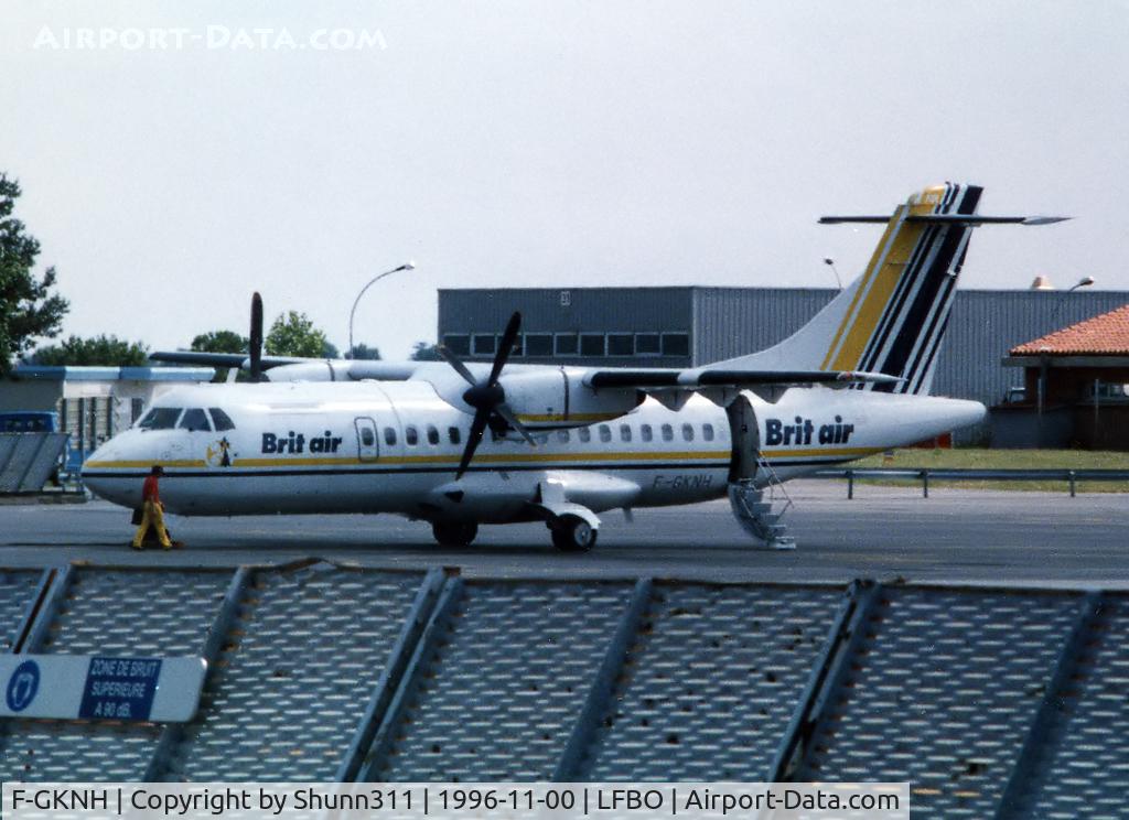 F-GKNH, 1994 ATR 42-300 C/N 376, Parked... in old c/s