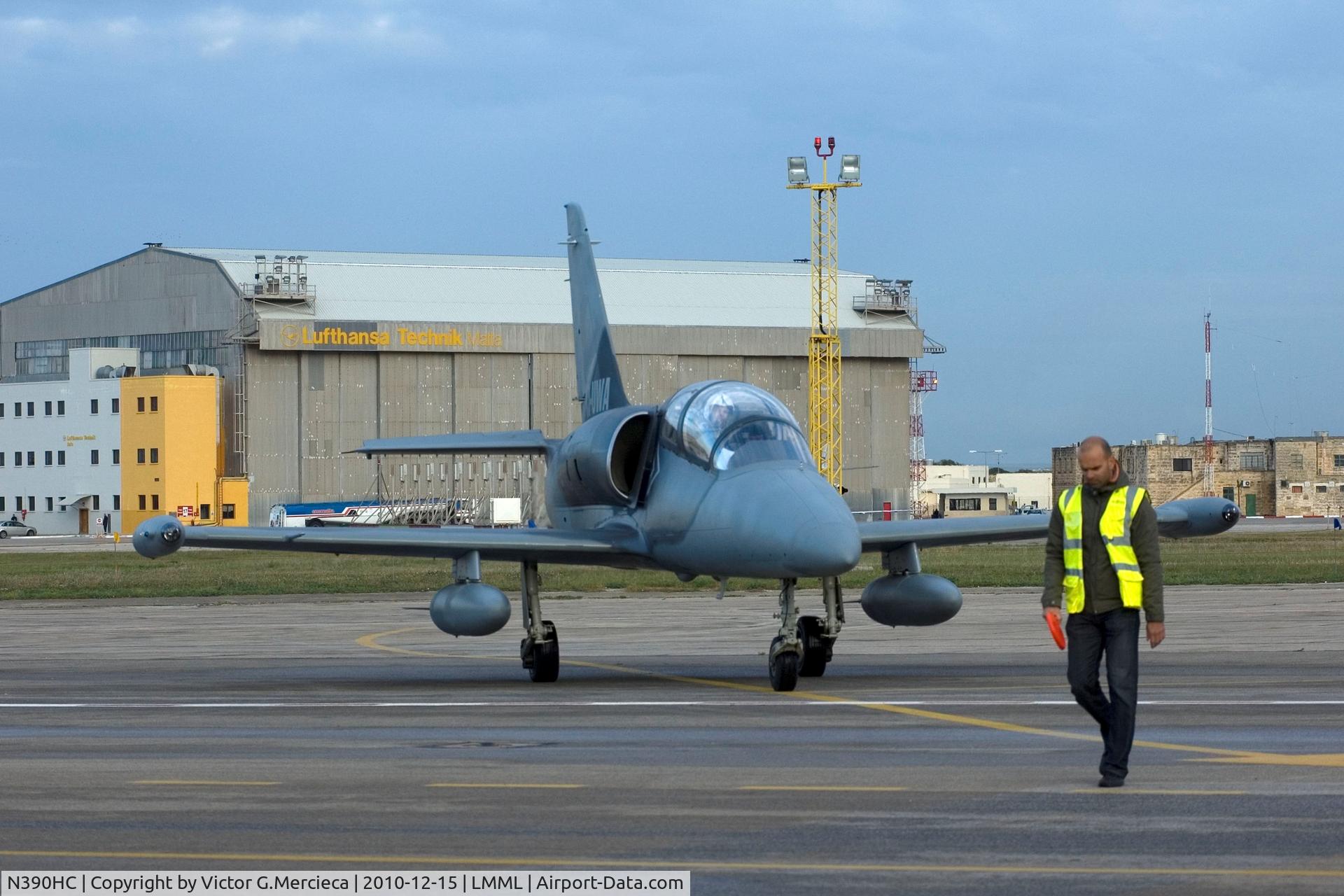 N390HC, 1984 Aero L-39ZA Albatros C/N 432832, T7-UWA