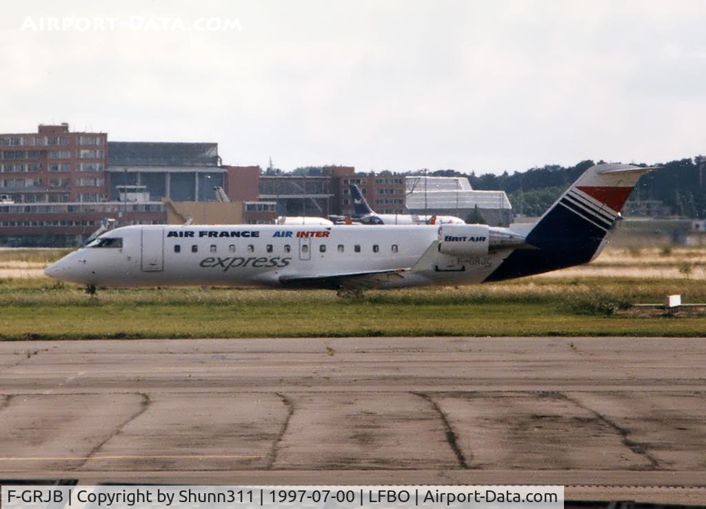 F-GRJB, 1995 Canadair CRJ-100ER (CL-600-2B19) C/N 7076, Taxiing holding point rwy 33R for departure... Air France / Air Inter Express c/s...