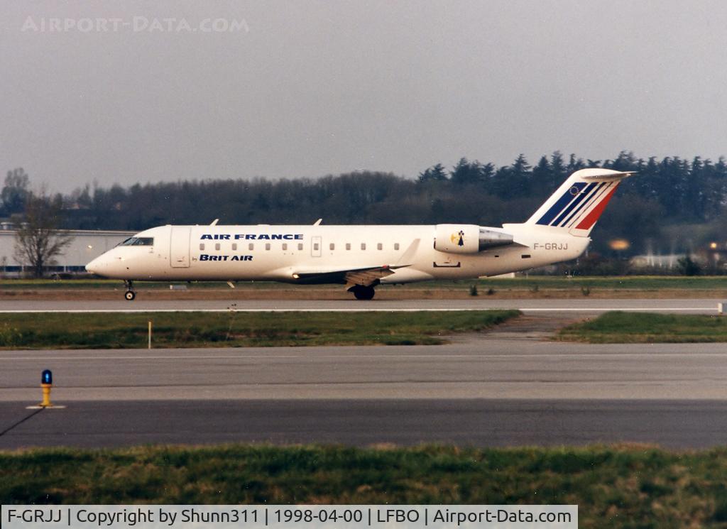 F-GRJJ, 1997 Canadair CRJ-100ER (CL-600-2B19) C/N 7190, Ready for take off rwy 15L