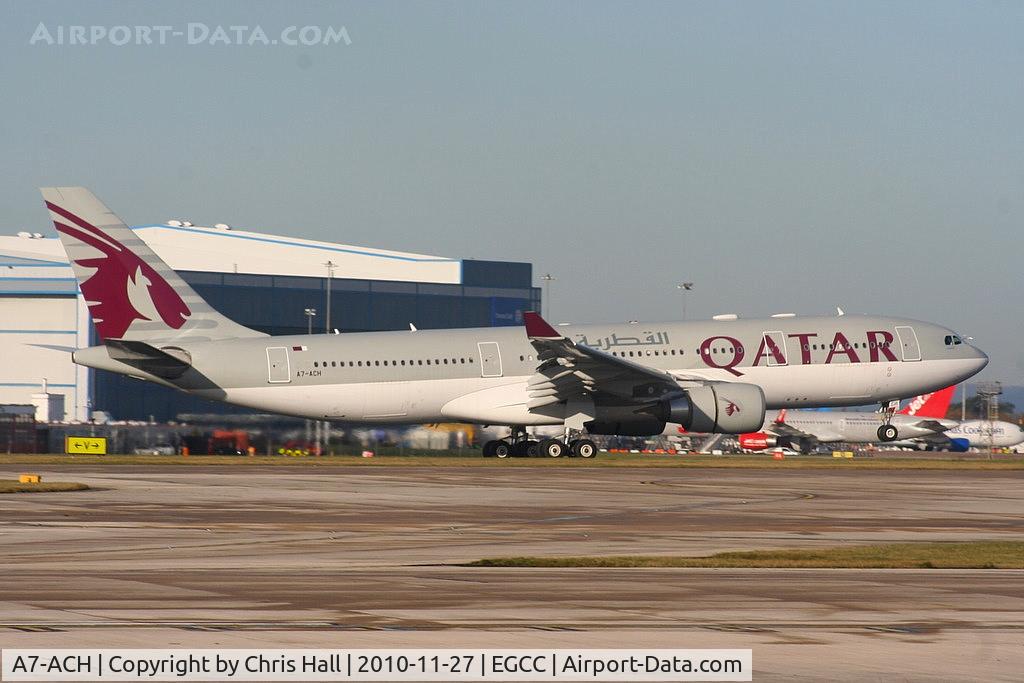 A7-ACH, 2001 Airbus A330-202 C/N 441, departing from RW05L