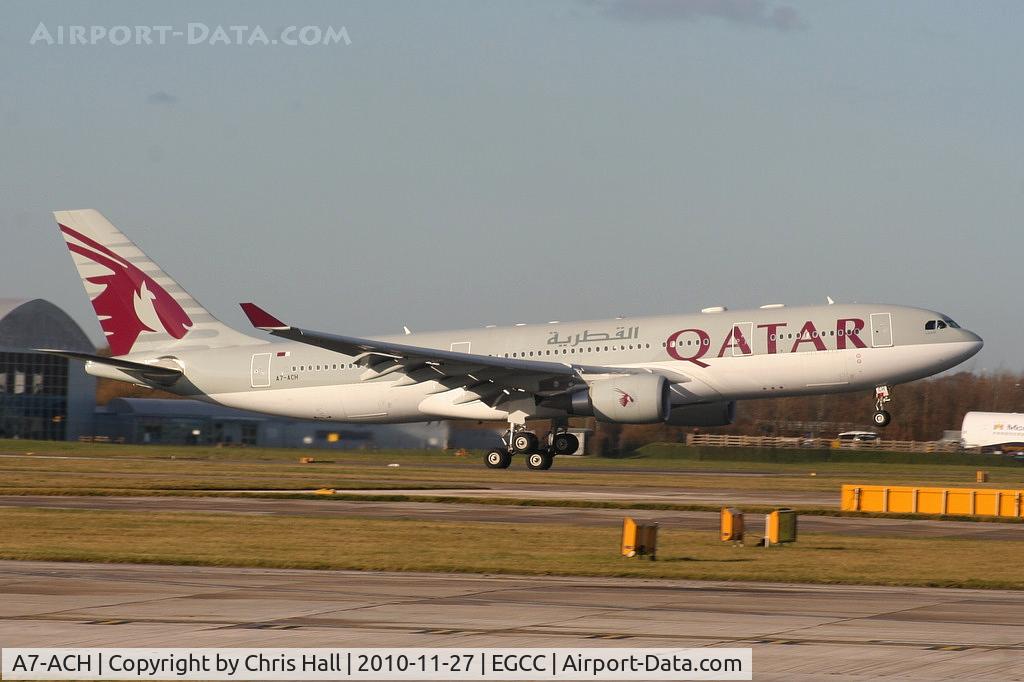 A7-ACH, 2001 Airbus A330-202 C/N 441, Qatar A330 arriving on RW05L